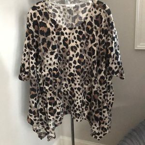 BEAUTIFUL BRAND NEW NEVER USED JODIFL LEOPARD TOP